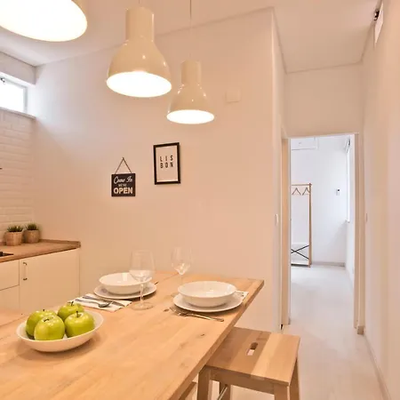 Bmyguest - Bica River View 아파트