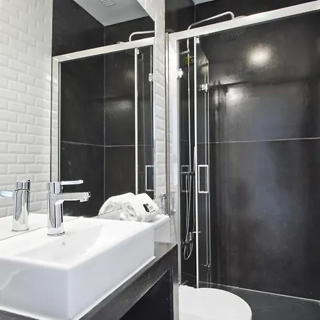 Bmyguest - Bica River View דירה *