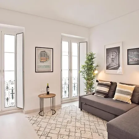 Bmyguest - Bica River View Apartamento